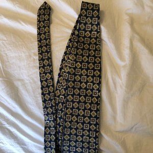 Tie